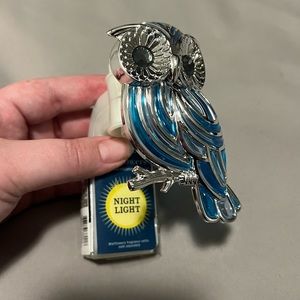 Blue Owl Bath and Body Works Fragrance Oil Plug In and Nightlight